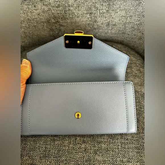 Michael Kors Blue Chevron Leather Wallet with gold accents - Picture 2 of 8